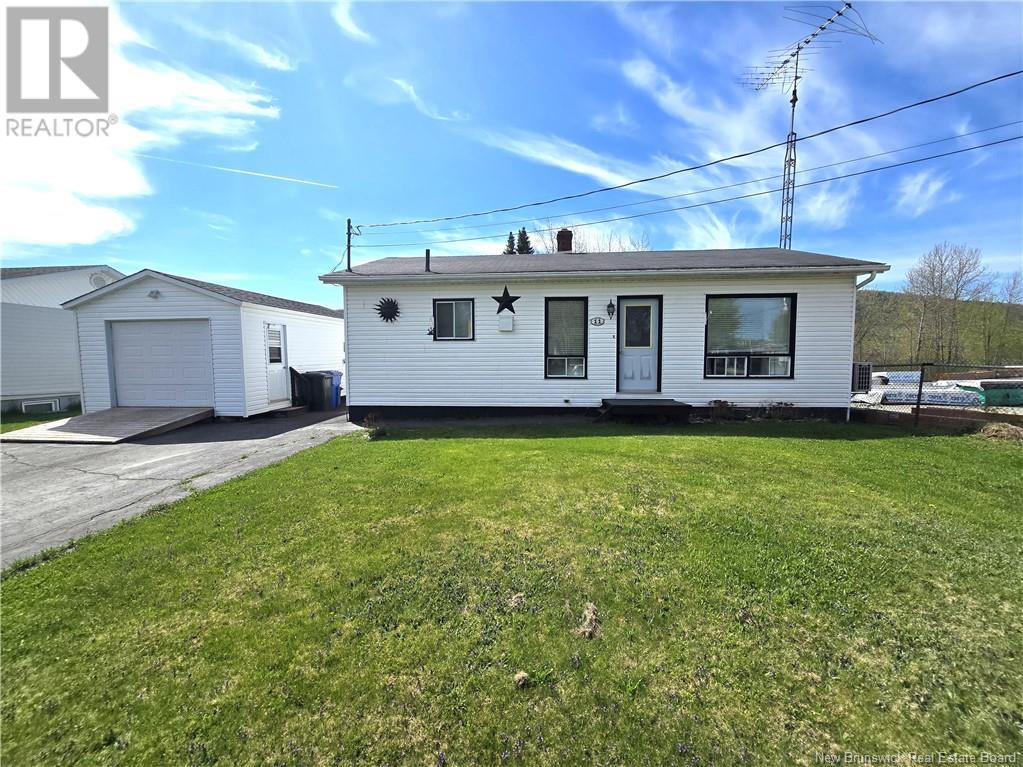 11 St-Jean Street, Saint-François-de-Madawaska, New Brunswick