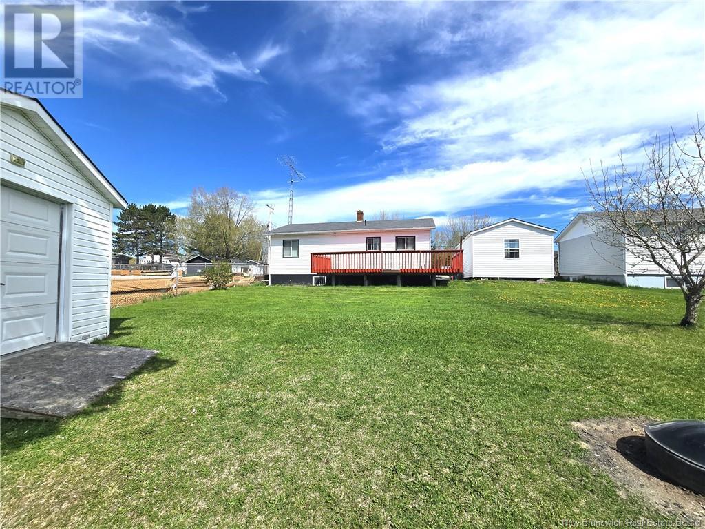 11 St-Jean Street, Saint-François-De-Madawaska, New Brunswick  E7A 1E9 - Photo 28 - NB118545