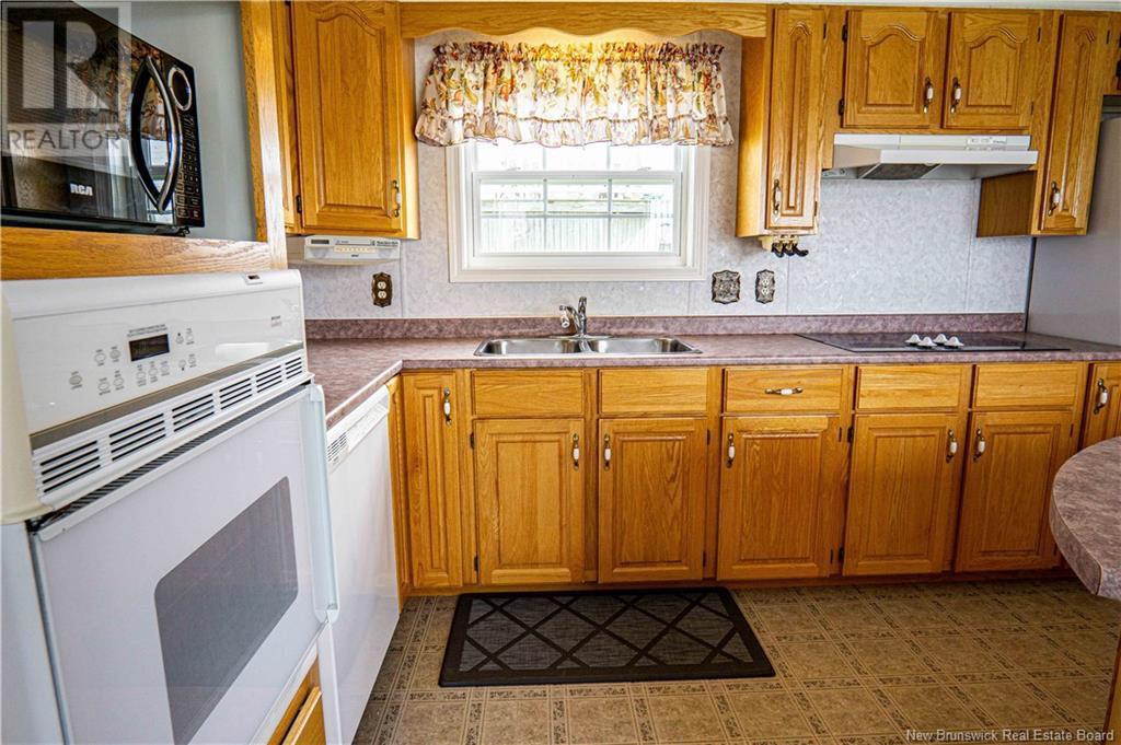 20 Sherry's Lane, Fredericton, New Brunswick  E3C 1L8 - Photo 6 - NB118560