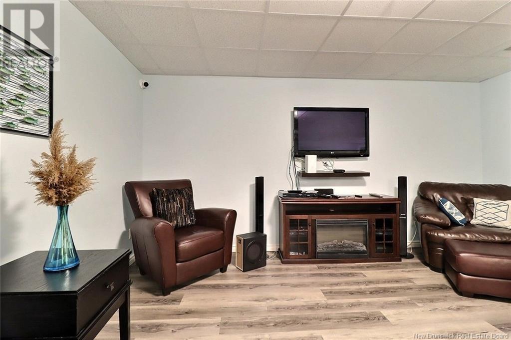 69 Cap Bimet Boulevard Unit# 216, Beaubassin East, New Brunswick  E4P 6X5 - Photo 31 - NB118241