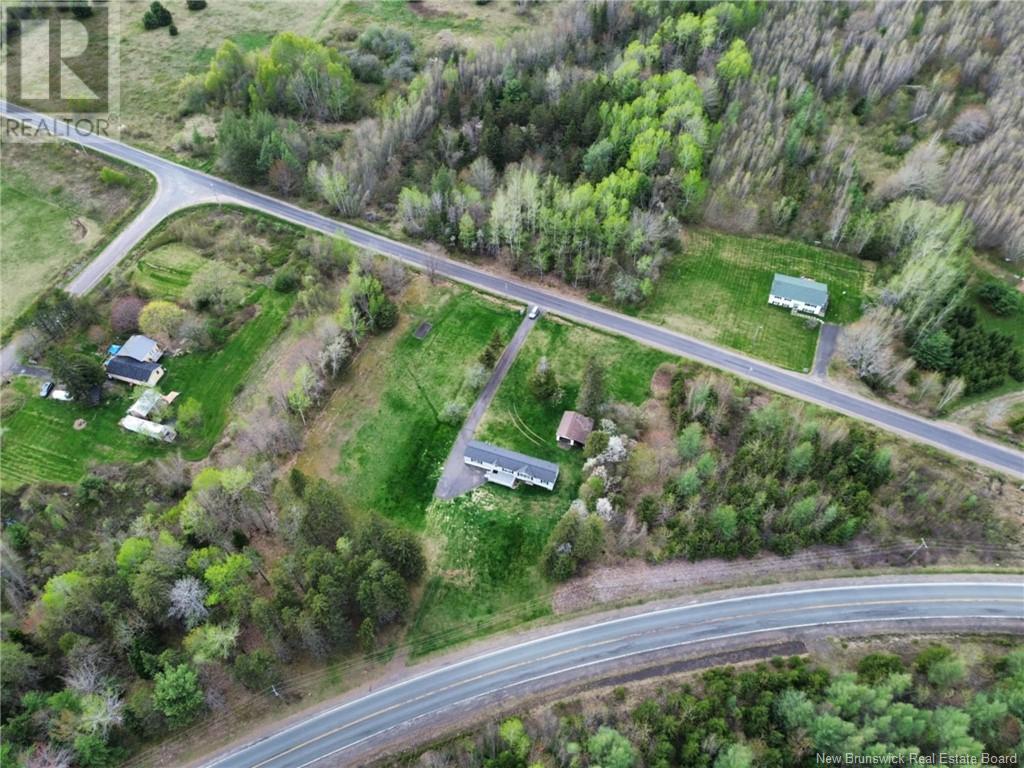 19 Cox Point Road, Cumberland Bay, New Brunswick  E4A 2X1 - Photo 4 - NB118678
