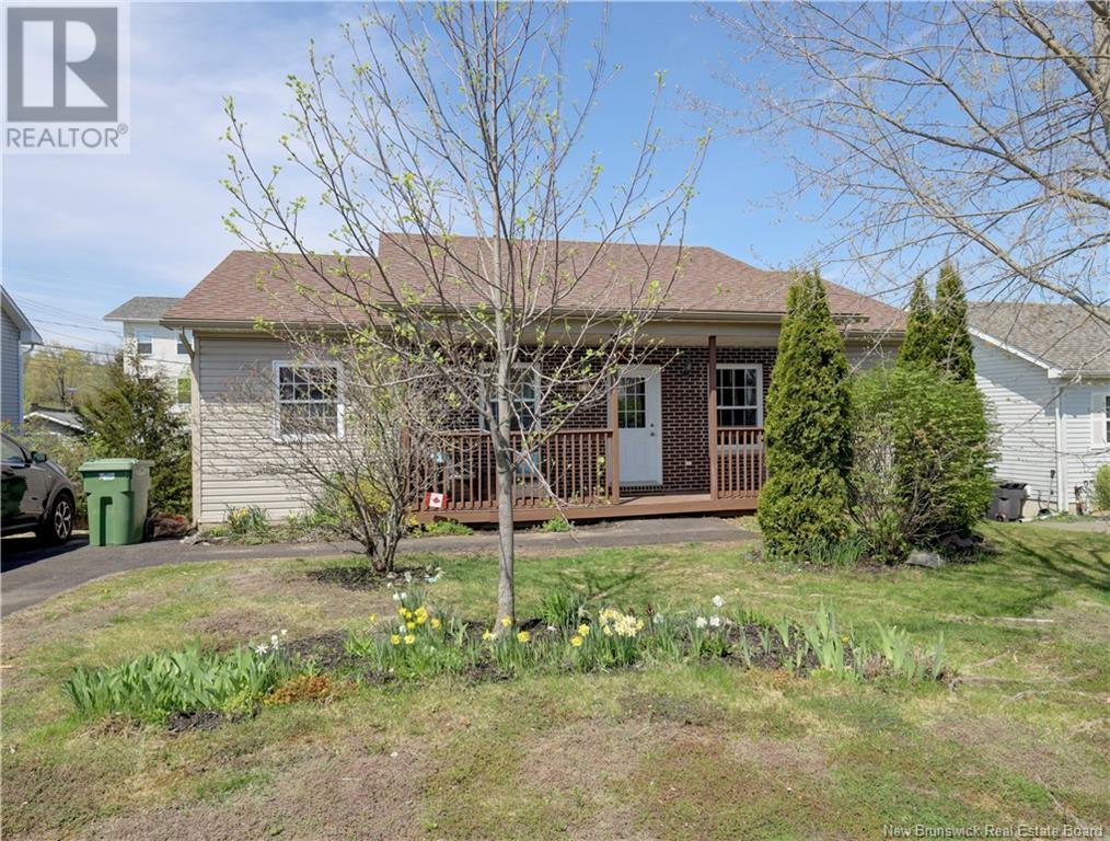 13 Glen Eyre Court, Fredericton, New Brunswick
