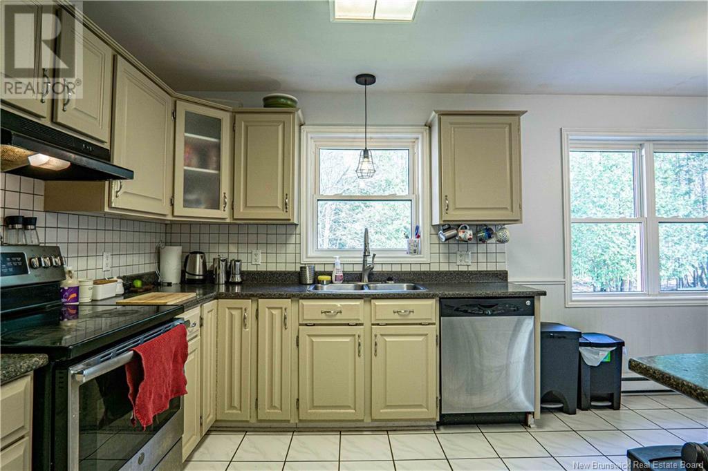 155 Cameron Drive, Burton, New Brunswick  E2V 3G3 - Photo 12 - NB118619