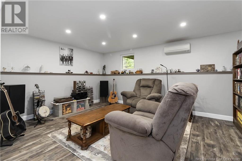 59 Du Portage Street, Memramcook, New Brunswick  E4K 3Y5 - Photo 33 - NB118220