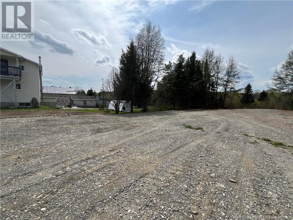 72 Des Montagnes Street, Kedgwick, New Brunswick  E8B 1C5 - Photo 3 - NB118689