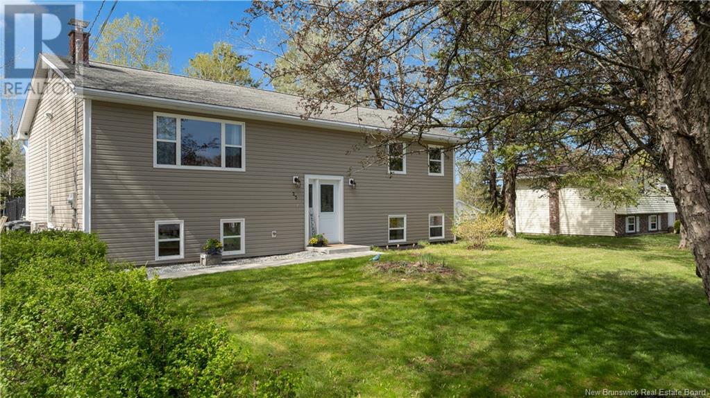 23 Phillips Drive, Quispamsis, New Brunswick  E2E 4T7 - Photo 2 - NB118352