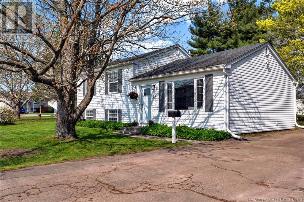 26 Emery Street, Riverview, New Brunswick  E1B 1A9 - Photo 2 - NB118549