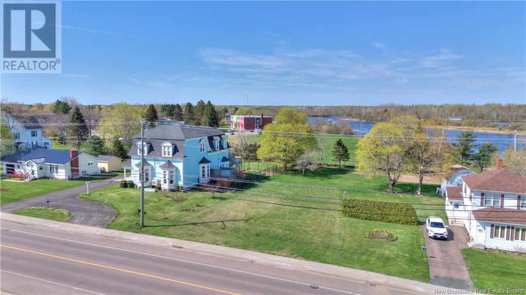 9448 Main Street, Richibucto, New Brunswick  E4W 4E3 - Photo 3 - NB118702