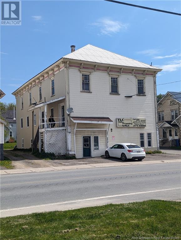344 Main Street, Hartland, New Brunswick  E7P 2M9 - Photo 2 - NB118719