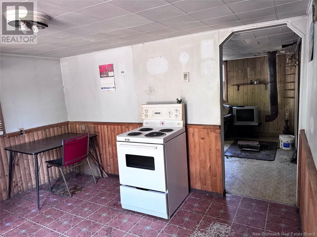 35 Pleasant Street, Doaktown, New Brunswick  E9C 1B5 - Photo 3 - NB118729