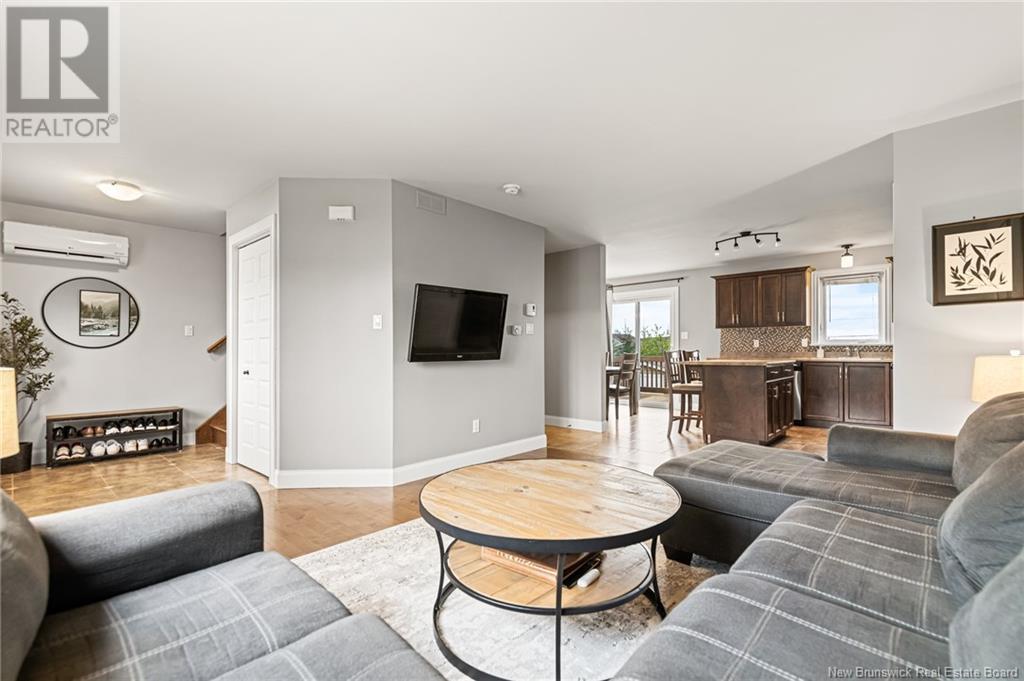 11 Lancefield Crescent, Moncton, New Brunswick  E1E 0E7 - Photo 3 - NB118666