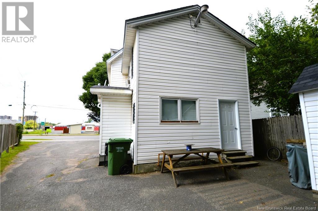 420 Smythe Street, Fredericton, New Brunswick  E3B 3E5 - Photo 33 - NB118727