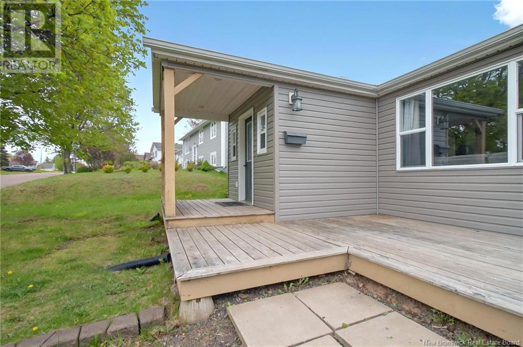 38 Riverlea, Riverview, New Brunswick  E1B 3N3 - Photo 14 - NB118797