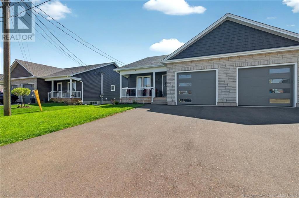 45 Satleville Crescent, Riverview, New Brunswick  E1B 0W3 - Photo 3 - NB118796