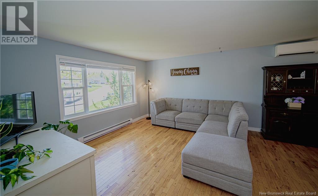62 Lansdown Avenue, Oromocto, New Brunswick  E2V 4P3 - Photo 11 - NB118788