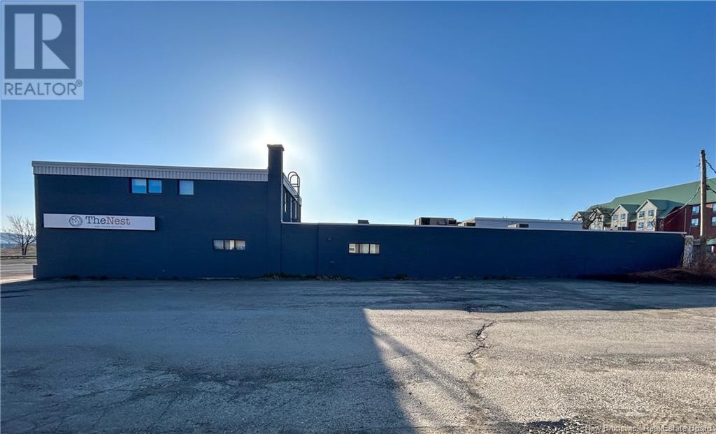 400 William Street, Dalhousie, New Brunswick  E8C 2X2 - Photo 2 - NB118780
