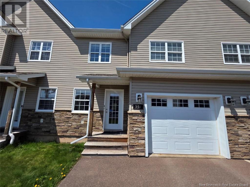 351 Dolbeau Street, Dieppe, New Brunswick