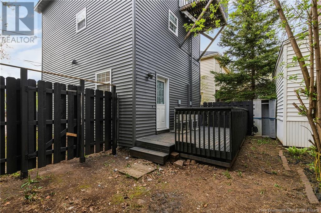 99 Pine Street, Moncton, New Brunswick  E1C 5Z9 - Photo 30 - NB118803