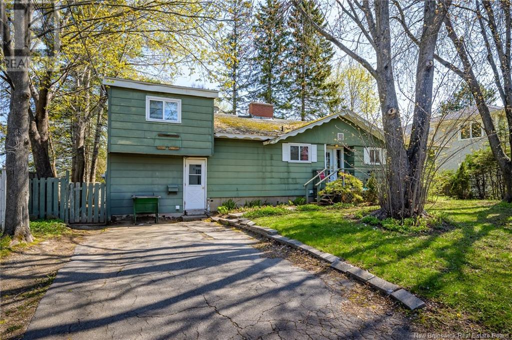 755 Gregg Court, Fredericton, New Brunswick  E3B 4H5 - Photo 22 - NB118833