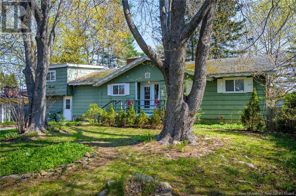 755 Gregg Court, Fredericton, New Brunswick  E3B 4H5 - Photo 3 - NB118833