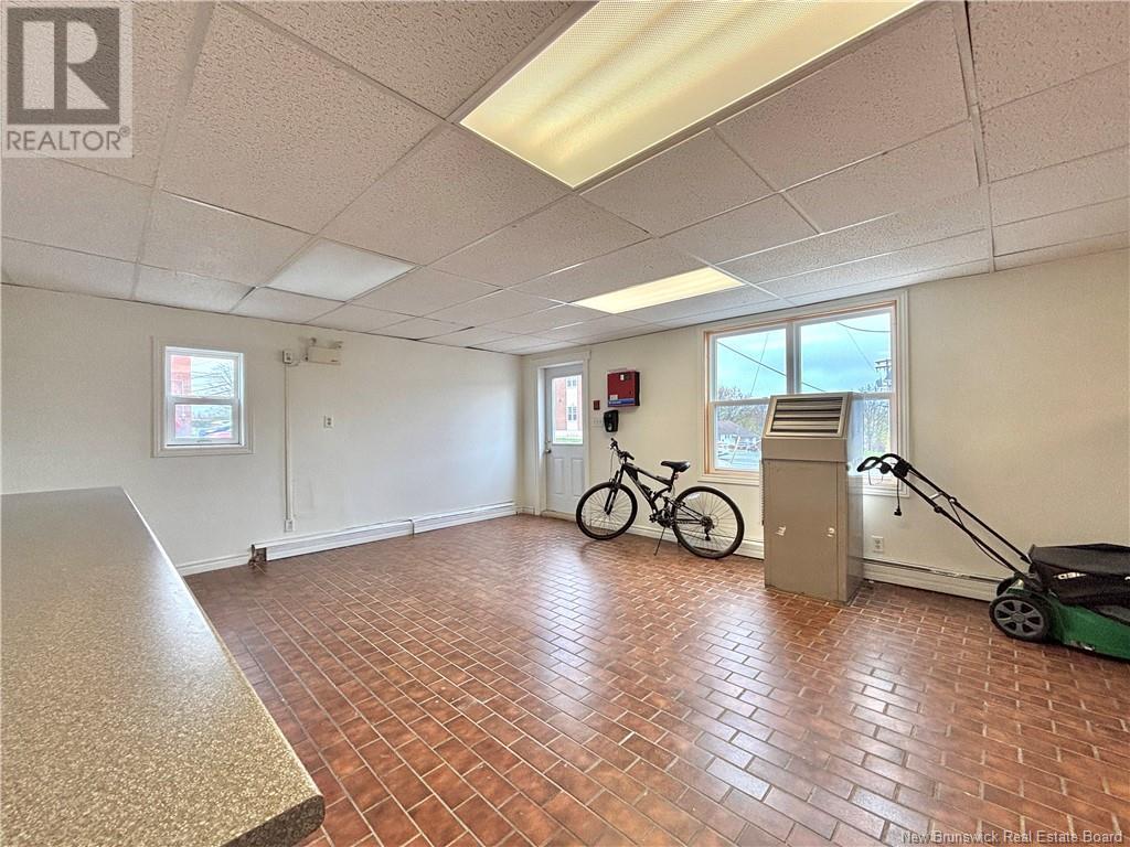 205 York, Bathurst, New Brunswick  E2A 1G9 - Photo 24 - NB118794