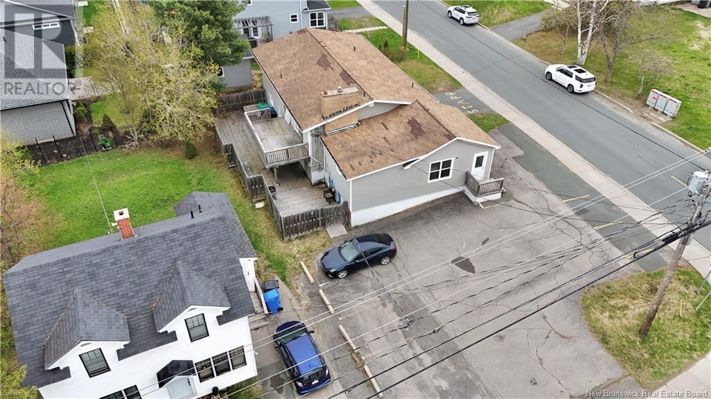 205 York, Bathurst, New Brunswick  E2A 1G9 - Photo 4 - NB118794