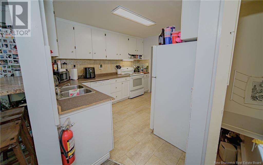 683 Kitchen Street, Fredericton, New Brunswick  E3B 3Z6 - Photo 5 - NB118784