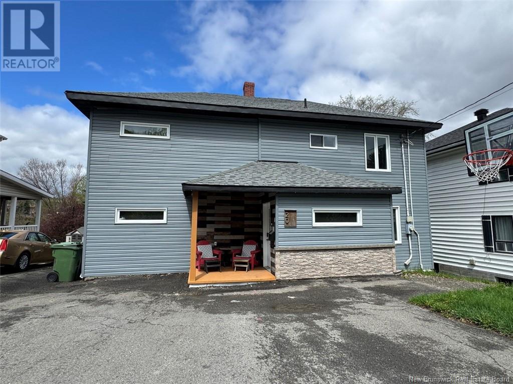 20 Fort Avenue, Edmundston, New Brunswick  E3V 1E1 - Photo 1 - NB118557