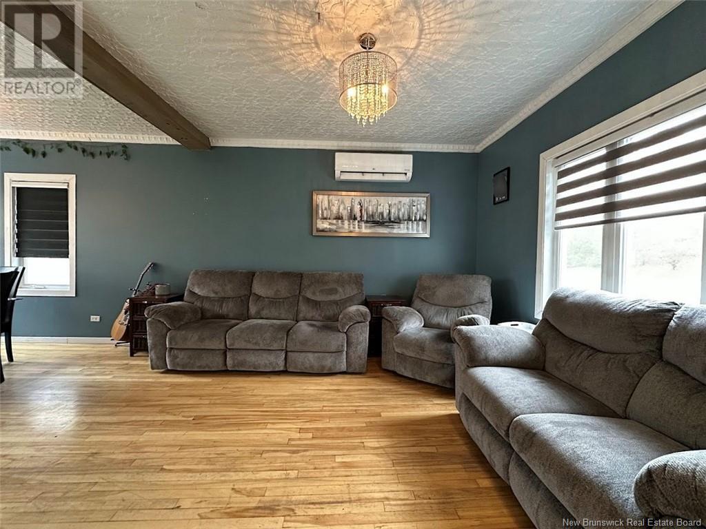 20 Fort Avenue, Edmundston, New Brunswick  E3V 1E1 - Photo 4 - NB118557
