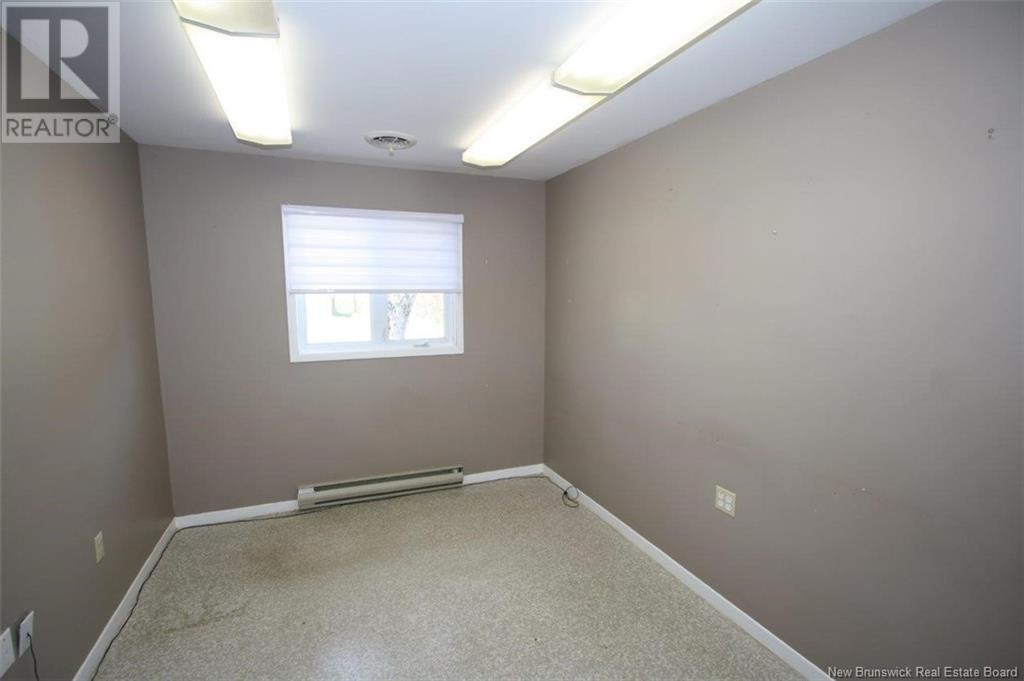 8 Miramichi Street, Doaktown, New Brunswick  E9C 1C8 - Photo 7 - NB118845