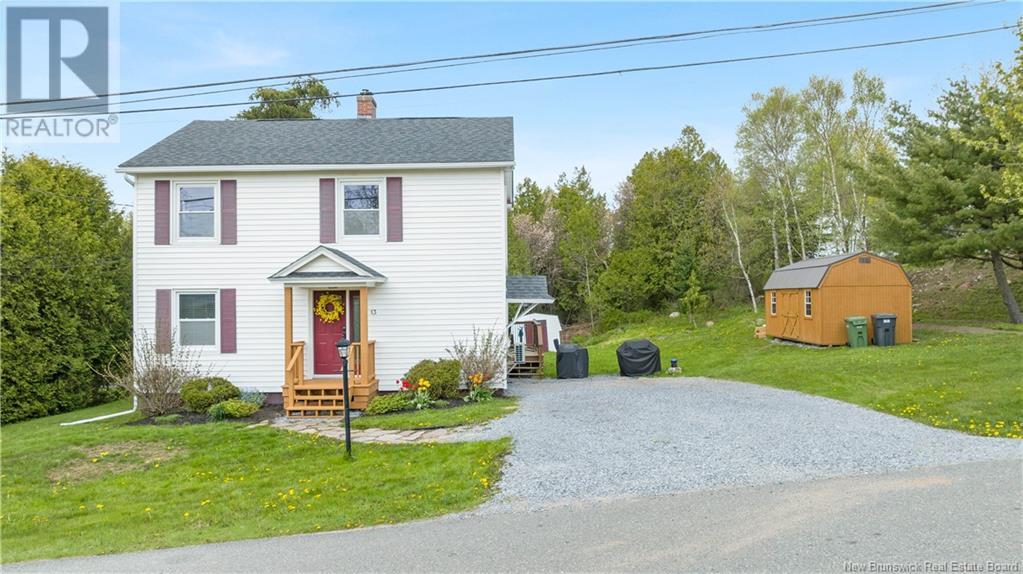 13 Glen Avenue, Rothesay, New Brunswick  E2H 1G5 - Photo 2 - NB118828