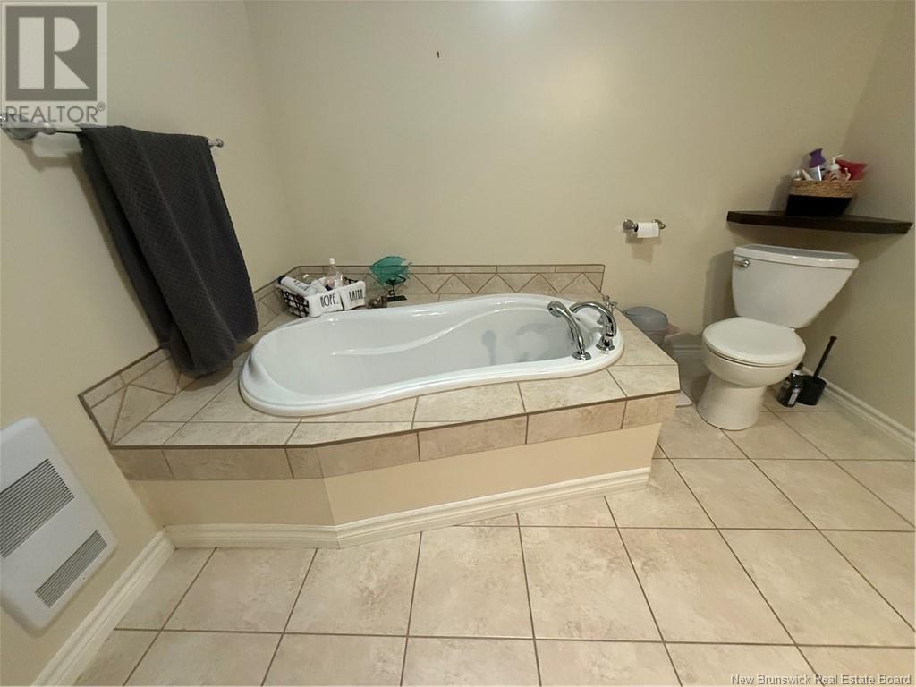 249-251 Du Parc, Beresford, New Brunswick  E8K 2E9 - Photo 14 - NB118775