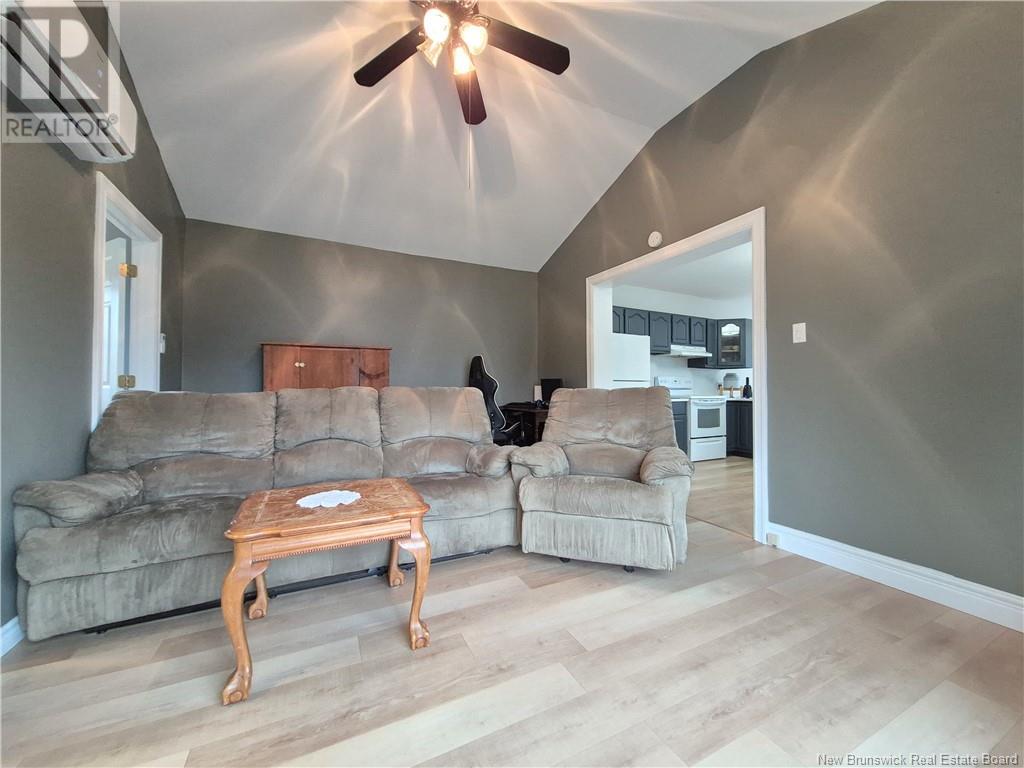 382 Rue Principale, Nigadoo, New Brunswick  E8K 3M8 - Photo 7 - NB118701
