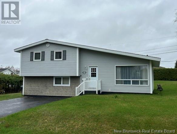 1145 Ulric Drive, Bathurst, New Brunswick  E2A 3X9 - Photo 1 - NB118770