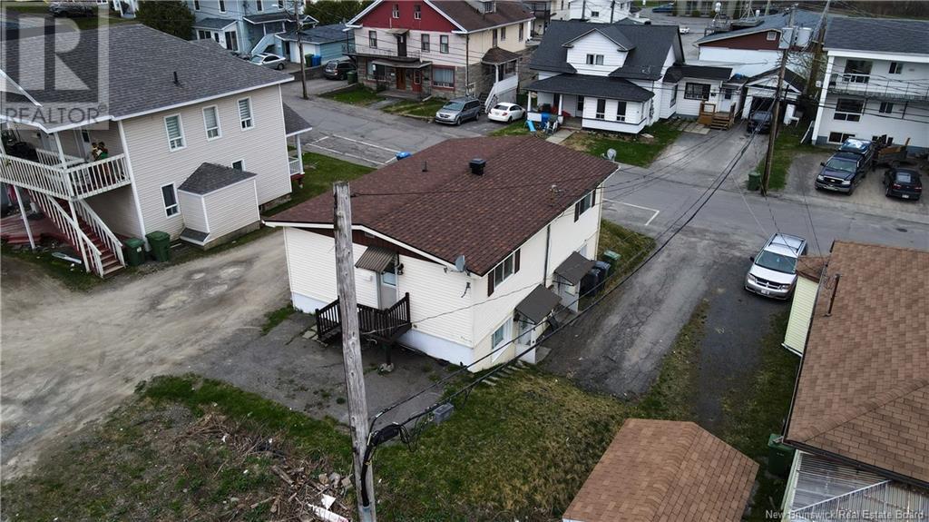16 Lynott Street, Edmundston, New Brunswick  E3V 1S6 - Photo 5 - NB118896