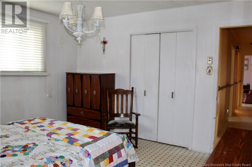 629 Principale Street, Beresford, New Brunswick  E8K 1X6 - Photo 20 - NB118781