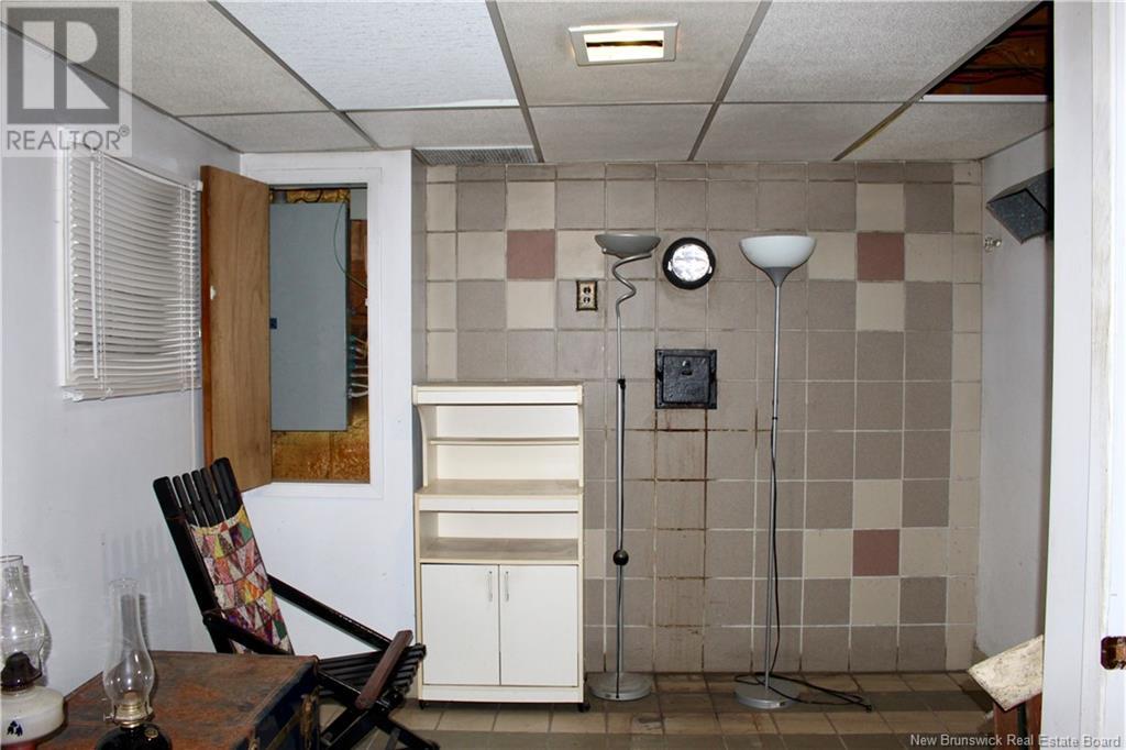 629 Principale Street, Beresford, New Brunswick  E8K 1X6 - Photo 28 - NB118781