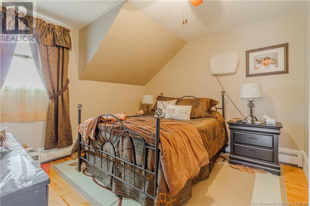 47 Lake Avenue, Mcadam, New Brunswick  E6J 1N9 - Photo 21 - NB118850