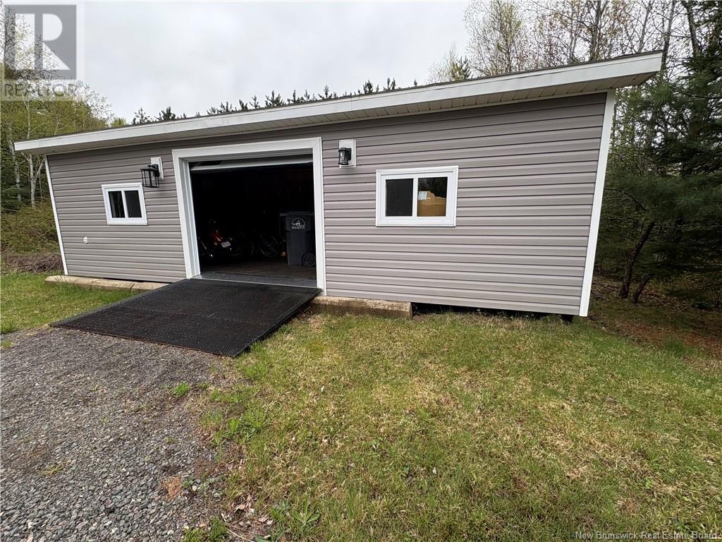 53 Kelly Road, Miramichi, New Brunswick  E1N 0B5 - Photo 18 - NB118899