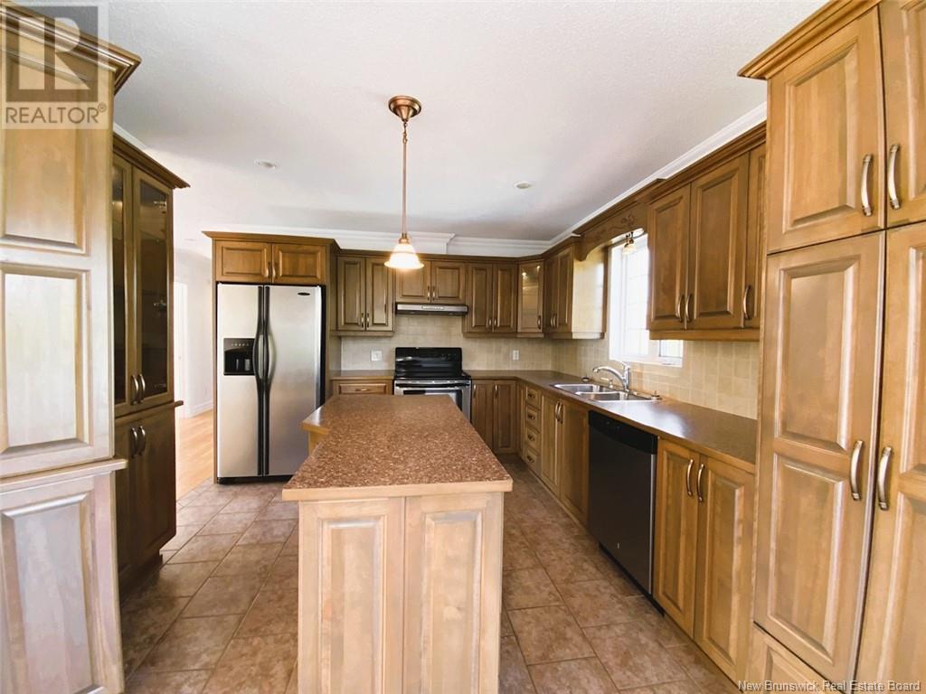 14 Des Champs Street, Edmundston, New Brunswick  E3V 4Z3 - Photo 6 - NB118908