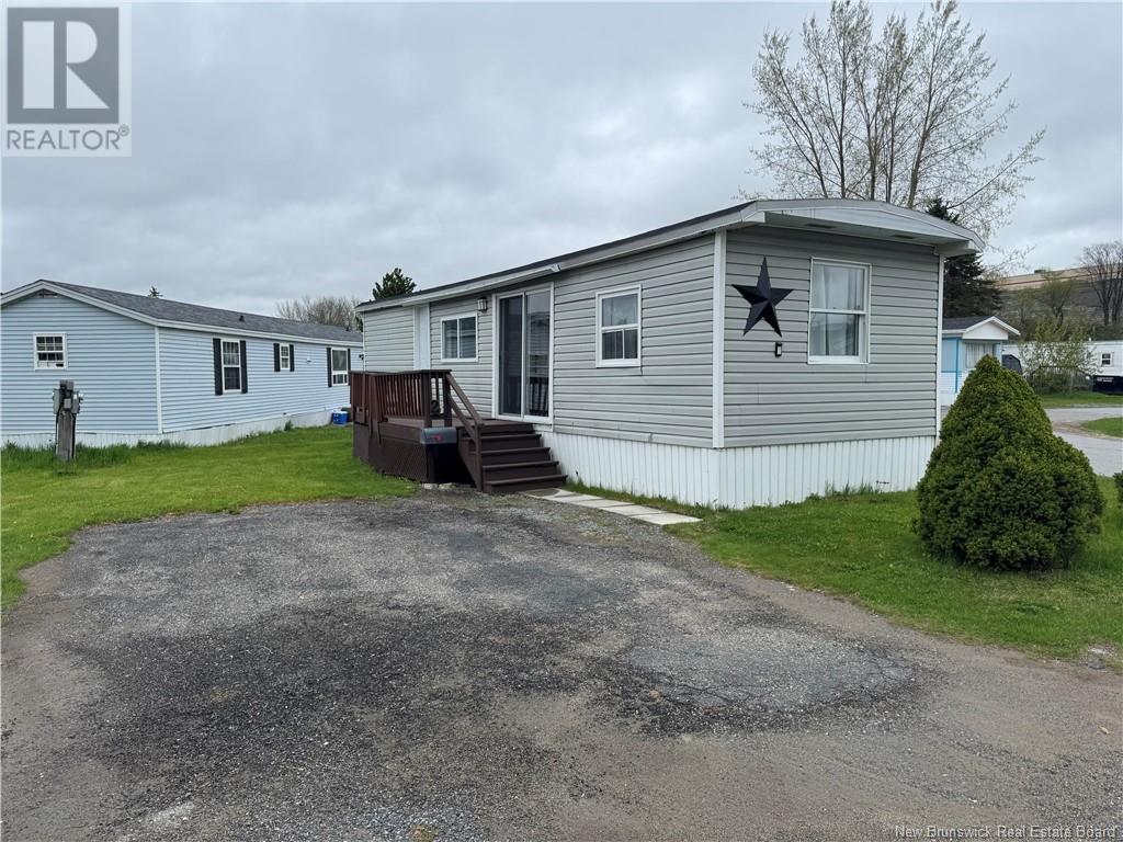 2 Starling Street, Saint John, New Brunswick  E2J 2R8 - Photo 2 - NB118846