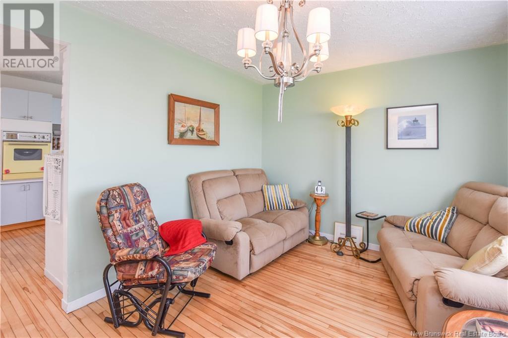 90 Saint-Pierre Est Boulevard, Caraquet, New Brunswick  E1W 1B6 - Photo 30 - NB118914
