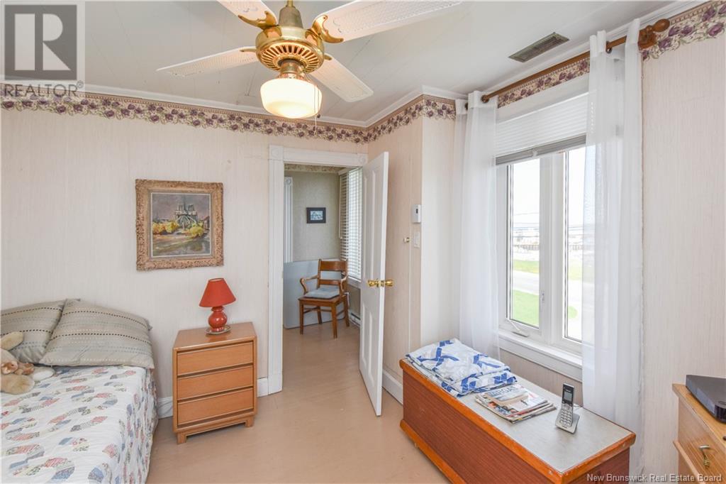 90 Saint-Pierre Est Boulevard, Caraquet, New Brunswick  E1W 1B6 - Photo 43 - NB118914
