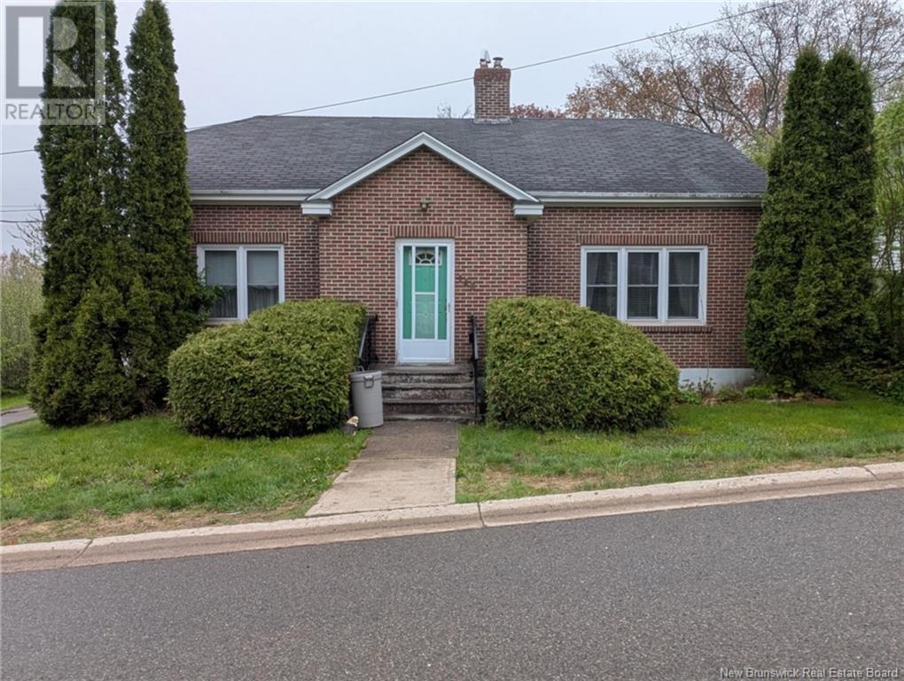 146 Court Street, Riverview, New Brunswick  E1B 1L7 - Photo 2 - NB118809