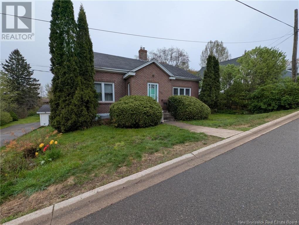 146 Court Street, Riverview, New Brunswick  E1B 1L7 - Photo 3 - NB118809