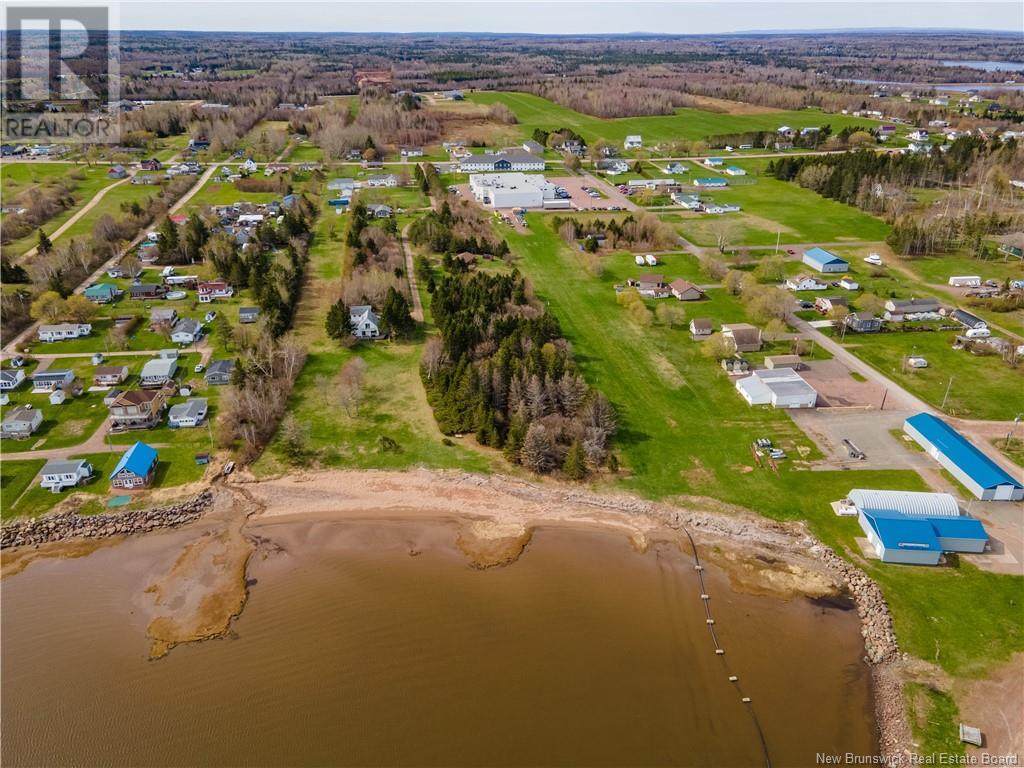 37 Des Lauriers Road, Grand-Barachois, New Brunswick  E4P 7G8 - Photo 10 - NB118400