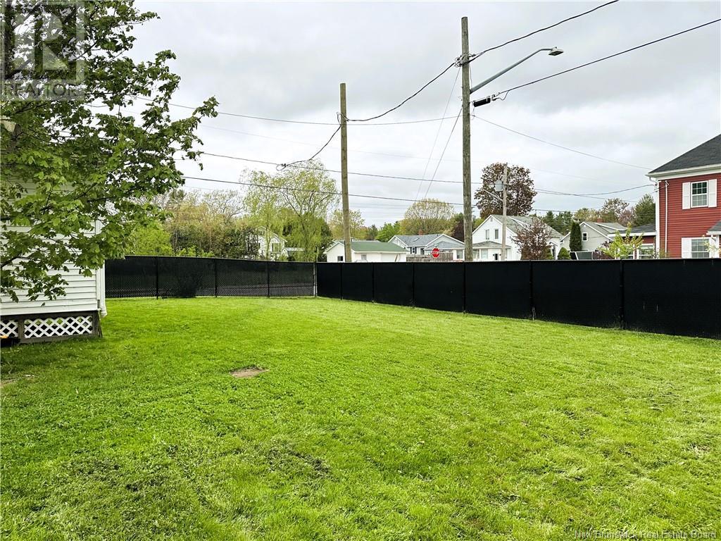 21 Rose Street, St. Stephen, New Brunswick  E3L 2P6 - Photo 12 - NB118883