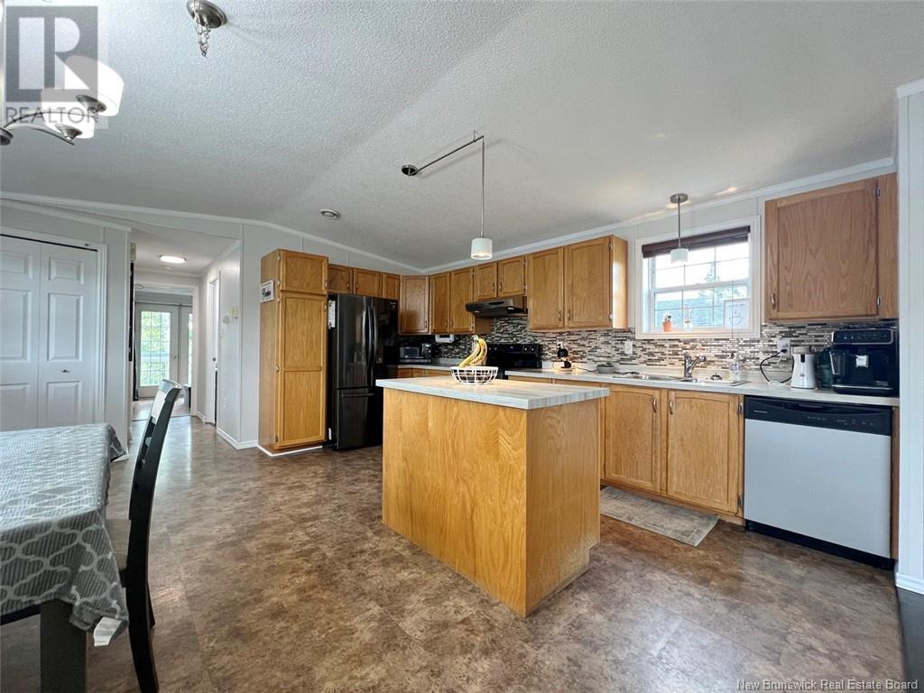 27 Lombardie Street, Saint-Jacques, New Brunswick  E7B 2X8 - Photo 5 - NB118815
