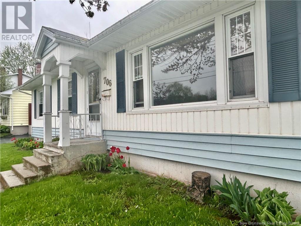 706 Yale Avenue, Riverview, New Brunswick  E1B 2C2 - Photo 2 - NB118861