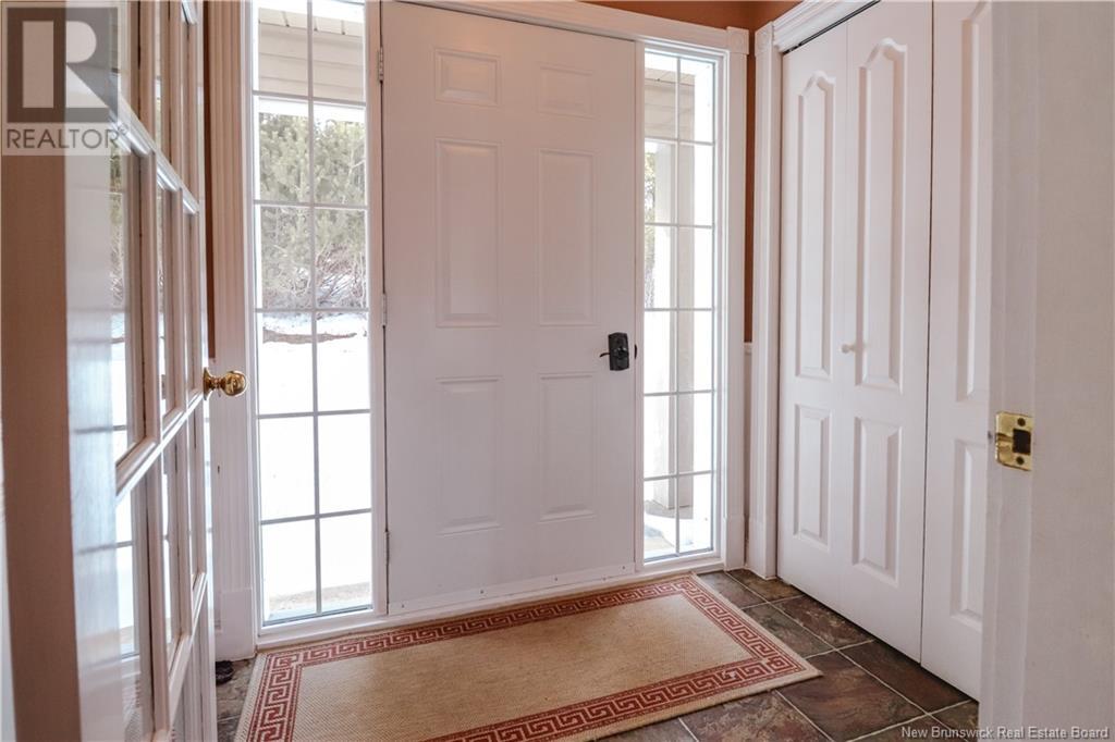 18 Hillview Street, Upper Kingsclear, New Brunswick  E3E 1V1 - Photo 10 - NB118953
